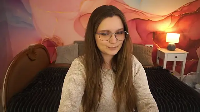 MagicPeachh  online show from November 10, 1:43 pm