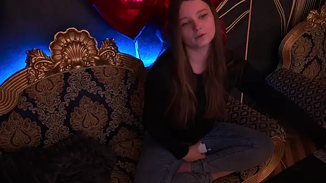 MagicPeachh  online show from February 10, 1:15 pm