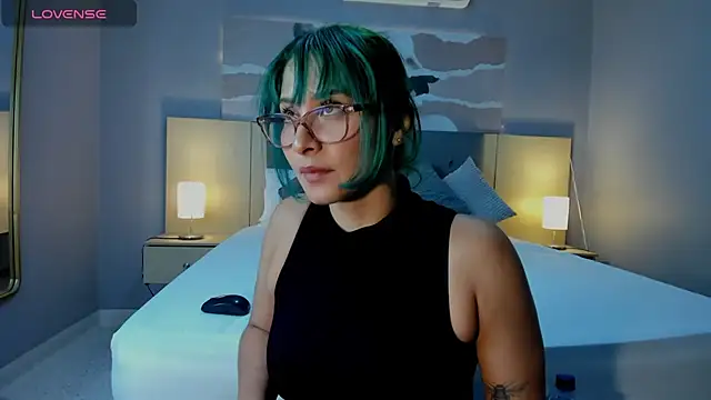 Ramona Flower online show from November 21, 2:10 am