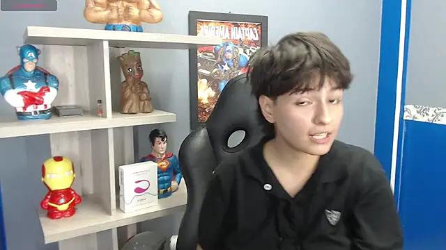 Snapshot of Bryce_Evans chatting on February 13, 10:00 pm Bryce Evans online show from February 13, 10:00 pm