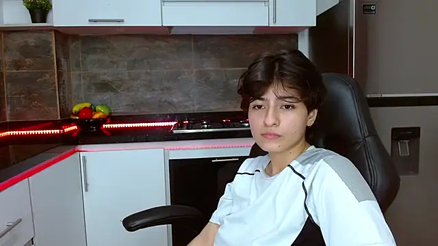 Bryce Evans online show from November 25, 3:23 pm