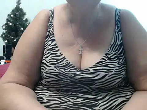 Snapshot of DeniseeRose chatting on December 3, 11:46 pm DeniseeRose online show from December 3, 11:46 pm