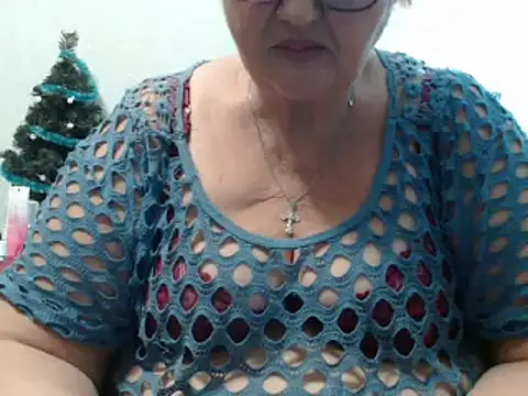 Snapshot of DeniseeRose chatting on December 26, 11:03 pm DeniseeRose online show from December 26, 11:03 pm