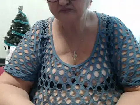 Snapshot of DeniseeRose chatting on December 30, 6:05 pm DeniseeRose online show from December 30, 6:05 pm