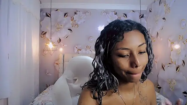 Snapshot of jasmin_brunette_ chatting on February 14, 11:53 am jasmin brunette  online show from February 14, 11:53 am