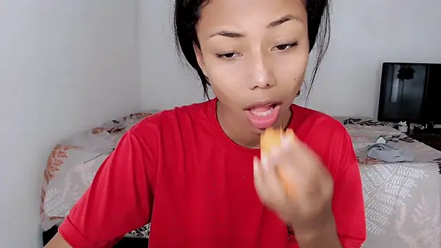 jasmin brunette  online show from December 19, 1:18 pm