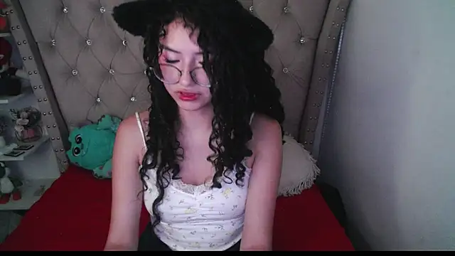 CherieCurl online show from November 9, 12:09 am