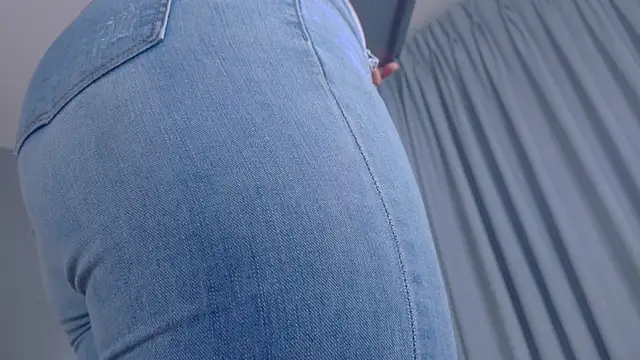 LilithSmith  online show from December 15, 11:36 am