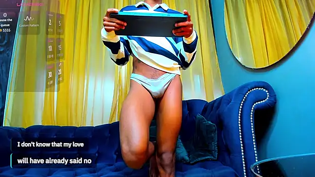 Ethan Fox11 online show from May 8, 1:38 pm