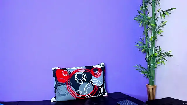 scarlet-jonesx online show from December 27, 3:09 am