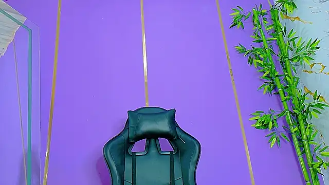 scarlet-jonesx online show from October 1, 8:37 pm