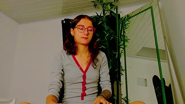 scarlet-jonesx online show from November 14, 12:09 am