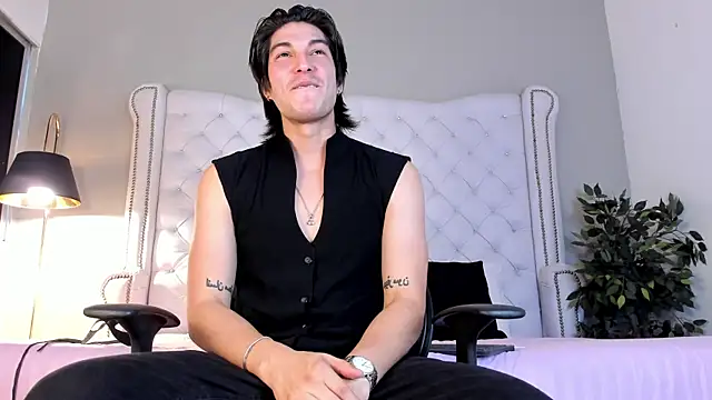 Karimferrer online show from November 7, 7:47 pm