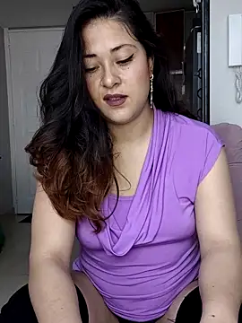 Snapshot of LisbethMoore_ chatting on May 27, 3:09 pm LisbethMoore online show from May 27, 3:09 pm