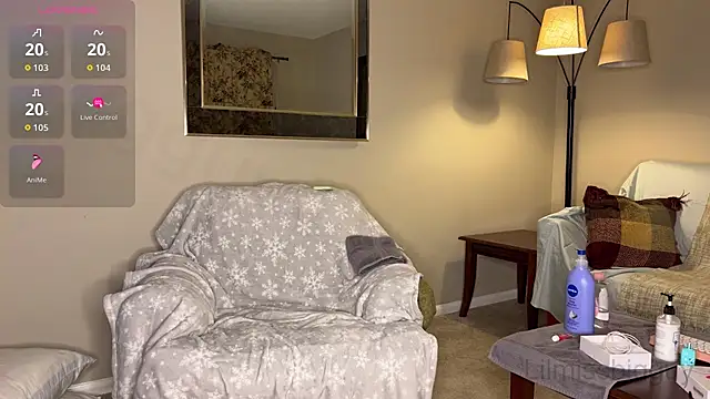 Lilmissbigguy online show from November 15, 10:48 pm