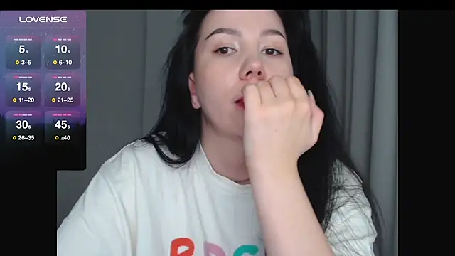 AlexaCruze online show from October 9, 7:45 pm