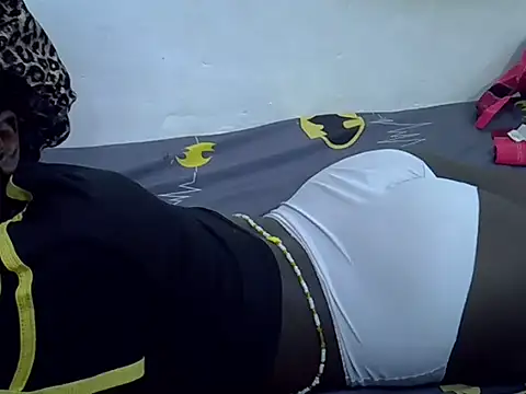 sweetvalleria online show from December 14, 7:58 am