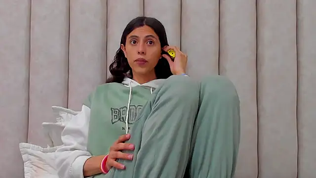 Snapshot of FreyaMoller chatting on October 23, 6:50 pm FreyaMoller online show from October 23, 6:50 pm