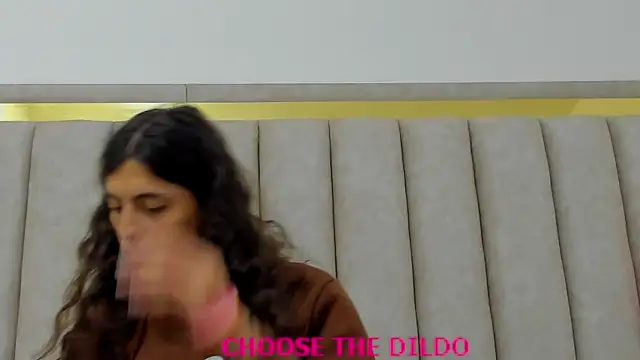 Snapshot of FreyaMoller chatting on November 14, 7:45 pm FreyaMoller online show from November 14, 7:45 pm