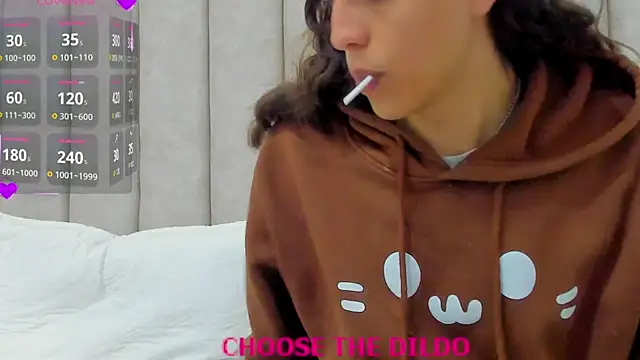 Snapshot of FreyaMoller chatting on November 20, 7:35 pm FreyaMoller online show from November 20, 7:35 pm