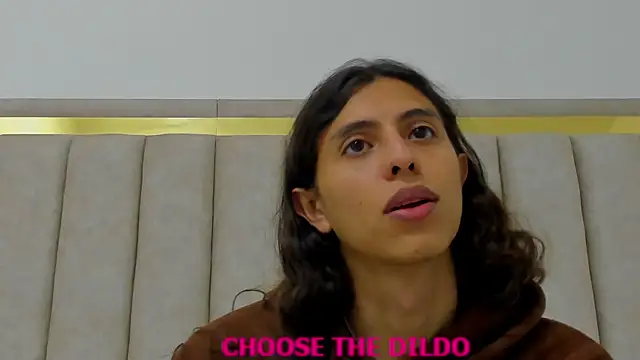 Snapshot of FreyaMoller chatting on November 21, 8:07 pm FreyaMoller online show from November 21, 8:07 pm