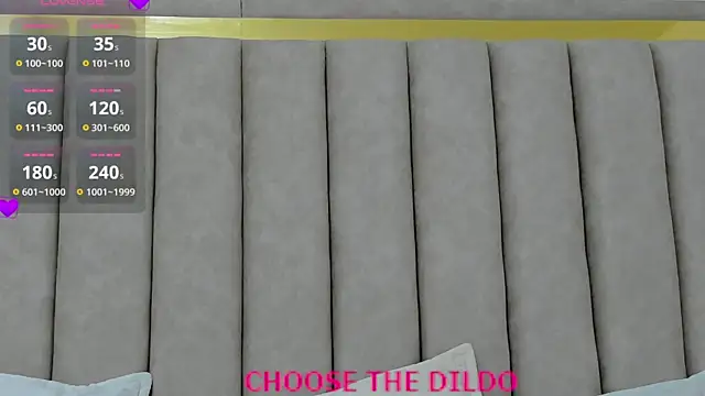 Snapshot of FreyaMoller chatting on November 22, 7:13 pm FreyaMoller online show from November 22, 7:13 pm