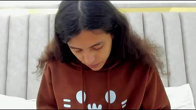 Snapshot of FreyaMoller chatting on December 15, 1:37 pm FreyaMoller online show from December 15, 1:37 pm