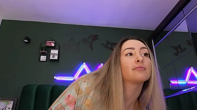 Snapshot of kimmie_meow chatting on January 31, 7:18 pm kimmie meow online show from January 31, 7:18 pm