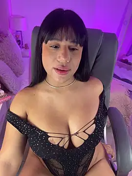 Snapshot of AshleyFerrer chatting on October 10, 1:43 pm AshleyFerrer online show from October 10, 1:43 pm