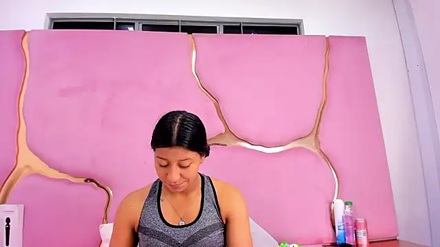 VaneLin18 online show from November 22, 8:52 pm