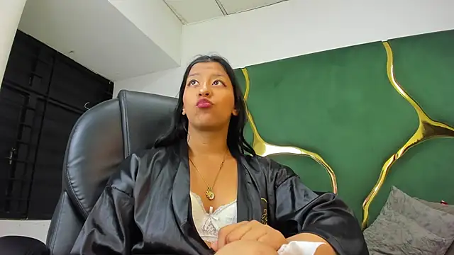 VaneLin18 online show from January 10, 9:05 pm