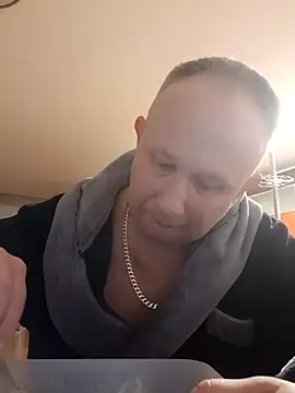 dikas45xxx online show from December 31, 6:37 am