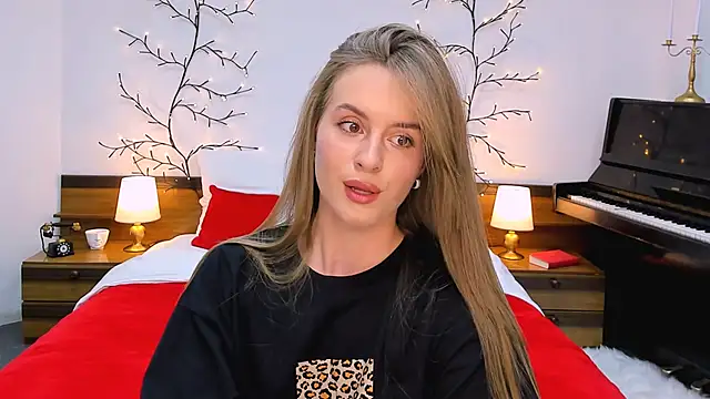 RozzitaBedberry online show from January 31, 8:22 pm