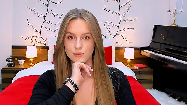 RozzitaBedberry online show from February 2, 7:14 pm