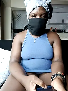 Snapshot of smileyboobs1 chatting on November 19, 1:55 pm smileyboobs1 online show from November 19, 1:55 pm