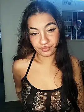 Snapshot of blvckbabyweed07 chatting on December 22, 12:07 am blvckbabyweed07 online show from December 22, 12:07 am