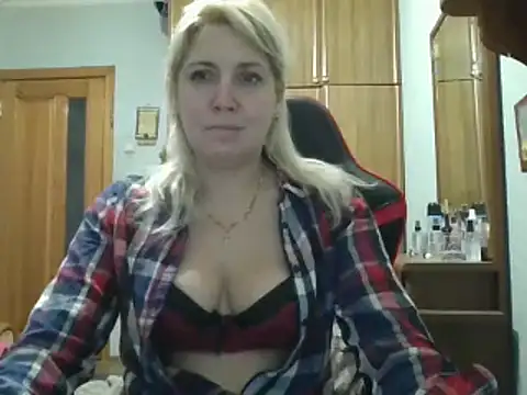 IrinaB1 online show from November 20, 4:45 am