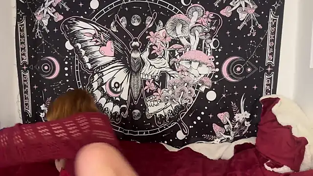ari kat online show from June 19, 2:38 am