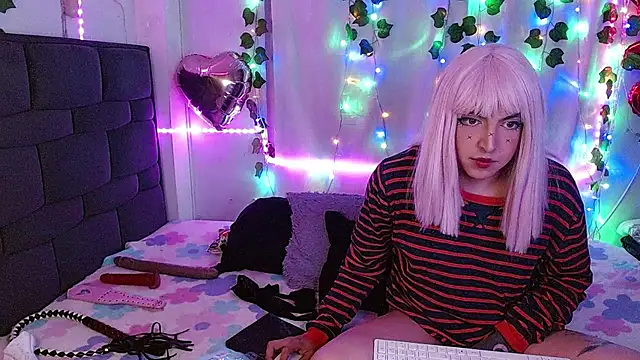 the lesbian game online show from February 28, 3:15 am