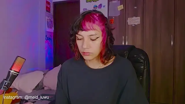 melissahowl online show from May 5, 11:57 pm