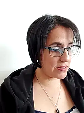 IsisBlake online show from March 18, 5:42 pm