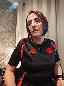 IsisBlake online show from June 23, 9:57 pm