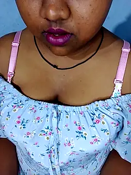 Snapshot of Sexy--queen1 chatting on September 8, 3:11 pm Sexy--queen1 online show from September 8, 3:11 pm