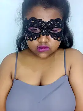 Snapshot of Sexy--queen1 chatting on October 1, 5:52 pm Sexy--queen1 online show from October 1, 5:52 pm