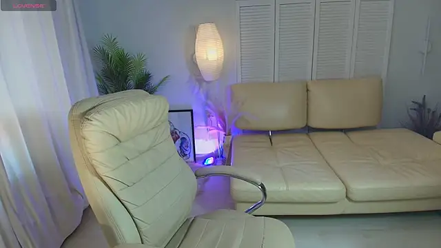 Daniela Kitty  online show from June 25, 8:52 am
