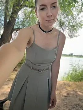 Crazy-Rosa online show from June 17, 8:17 am