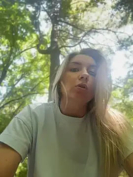 Crazy-Rosa online show from July 31, 6:46 am