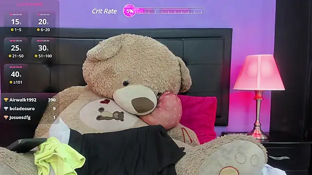 Snapshot of MaduraLuciana chatting on February 4, 2:10 pm MaduraLuciana online show from February 4, 2:10 pm