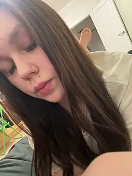 Marylallka5 online show from December 16, 2:33 pm