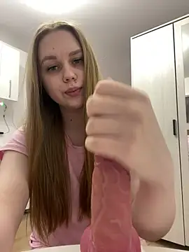 Marylallka5 online show from April 28, 2:11 pm